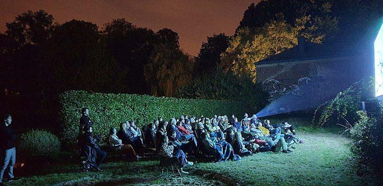 Enjoy An Open-Air Movie Like It's The 1930s