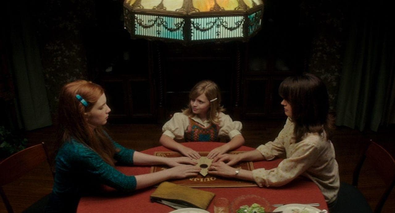 interesting-details-that-fans-noticed-in-our-favorite-movies-about-evil