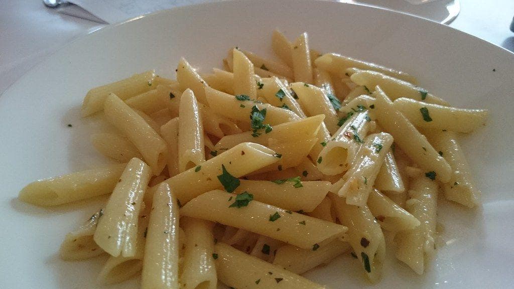 Olive Garden Secret Menu Hacks & Items, Ranked By Foodies