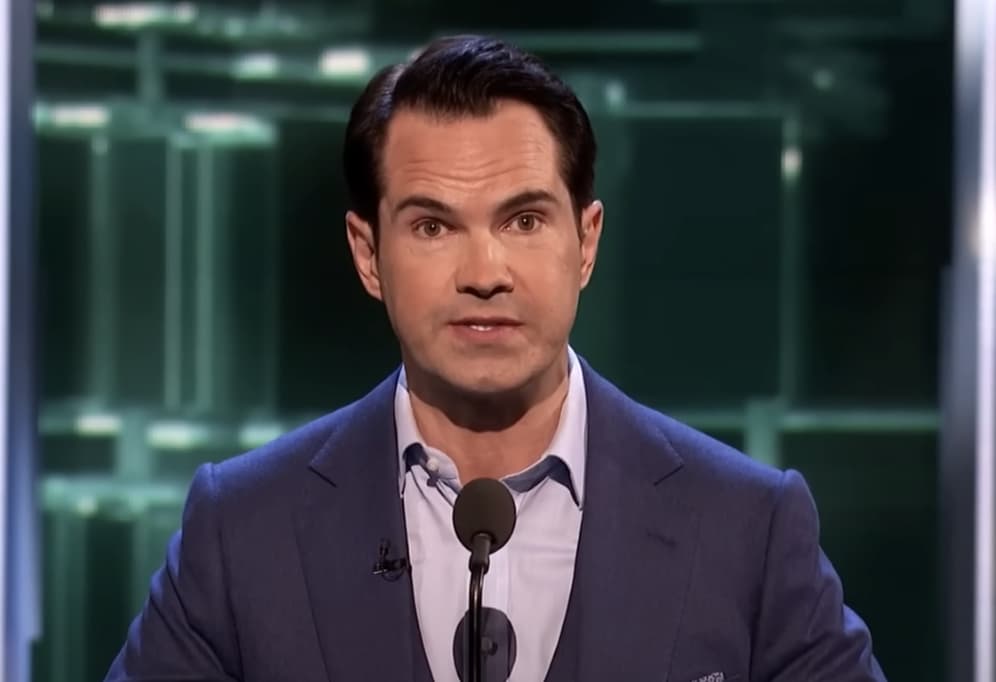 28 Controversial Celebrity Roast Jokes, Ranked