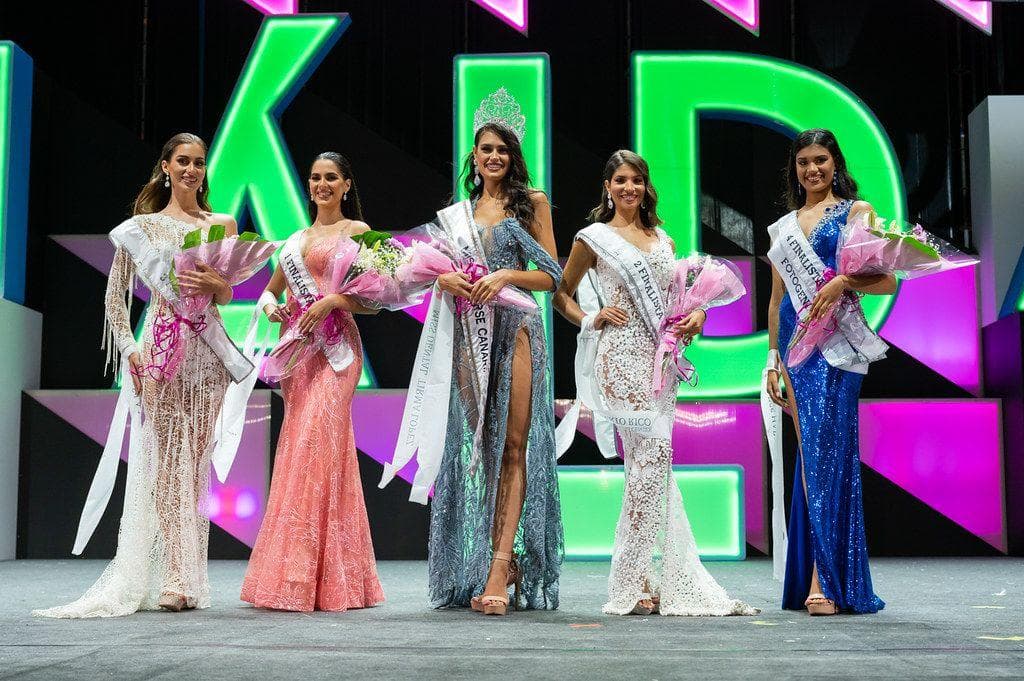 What It's Actually Like Behind The Scenes At A Beauty Pageant