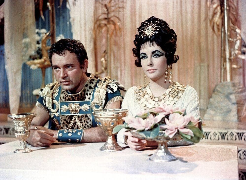 Elizabeth Taylor And Richard Burton