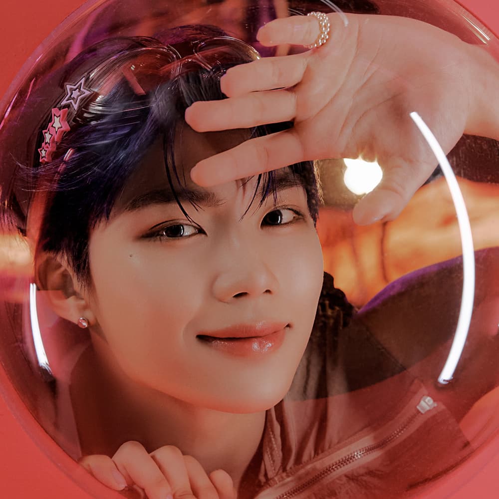 45+ K-pop Idols Who Are ENFJ, Ranked By Fans