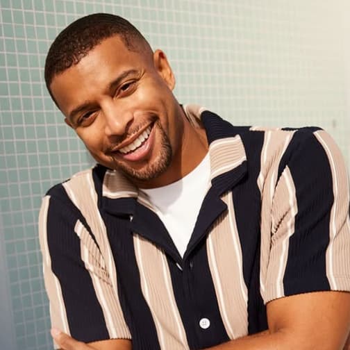The 9 Hottest Men On 'Beyond The Gates' (With Photos)