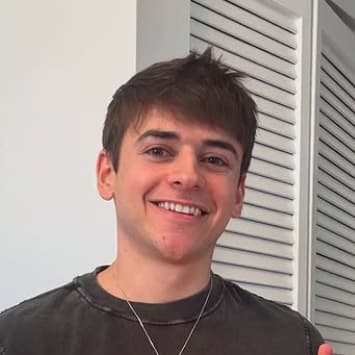 The 25+ Most Attractive Gay Youtubers (With Photos)