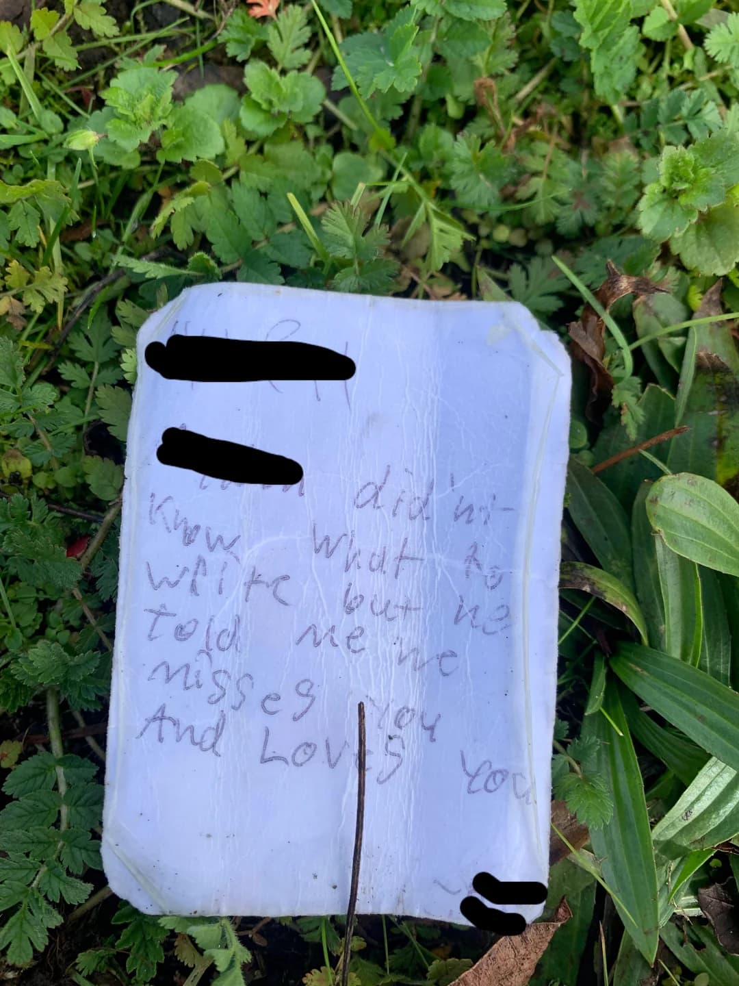 People Are Sharing Strange Pieces Of Paper They Found This Week And We ...