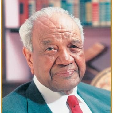 Celebrities Born in 1918 | List of Famous Men & Women Born in 1918