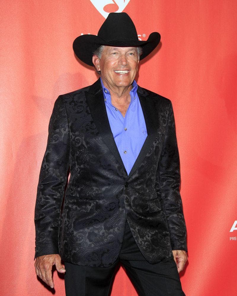 Things We Just Found Out About &rsquo;90s Country Singers