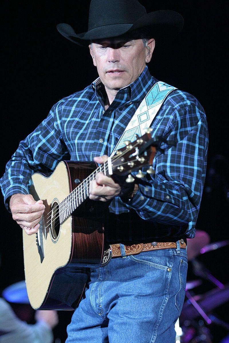 20 Country Singers Who Are Military Veterans   George Strait Photo U7