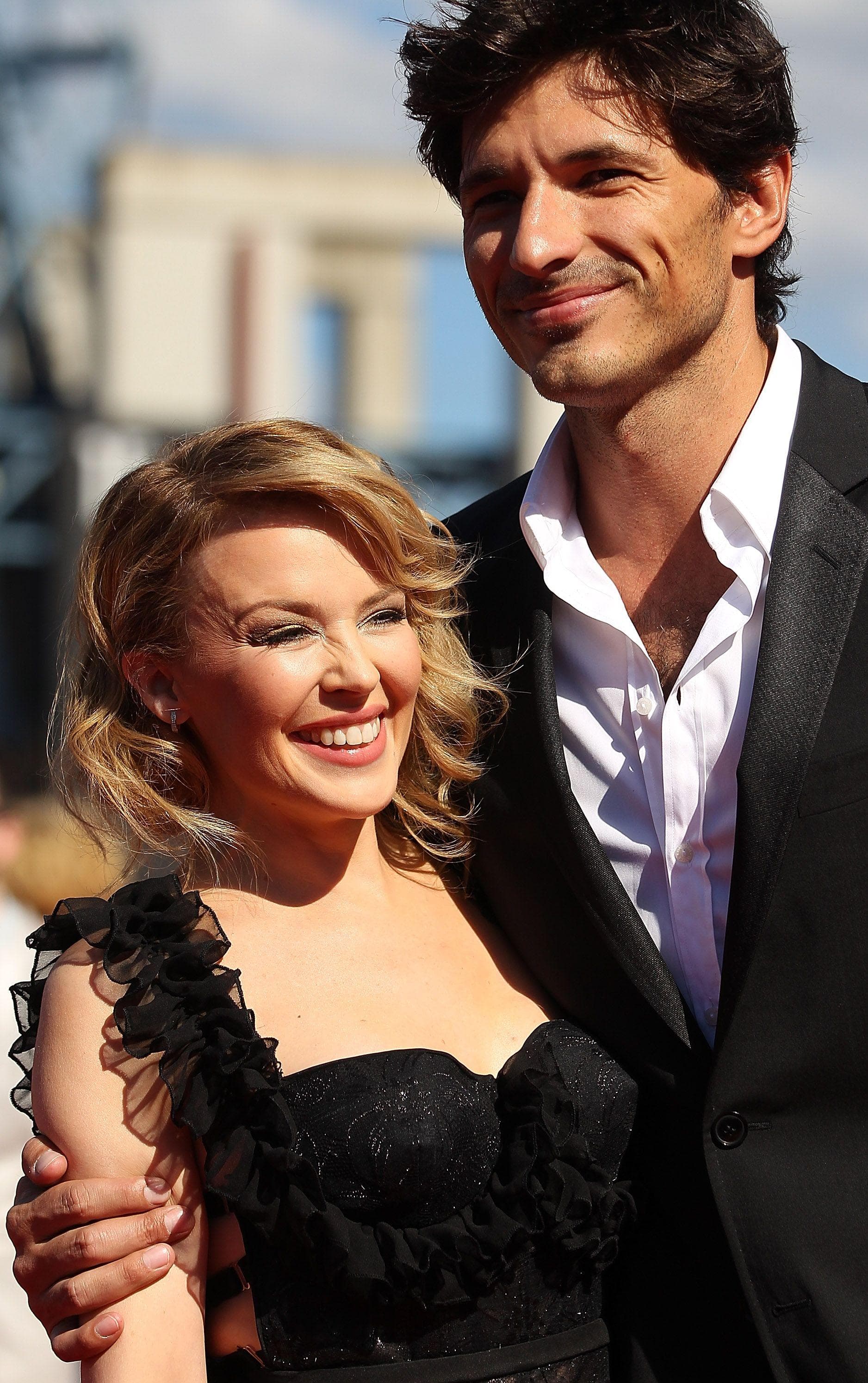 Minogue dating kylie Kylie Minogue