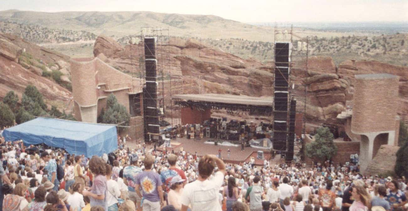The Grateful Dead Made It Easier For Fans To Bootleg Their Shows 