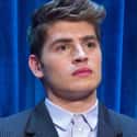 age 26   Gregg Sulkin is an English actor. At age ten he made his film debut in the 2002 Doctor Zhivago mini-series.