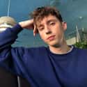 Dream pop, Electropop   Troye Sivan Mellet (born June 5, 1995) is a South African-born Australian singer, songwriter, actor, and YouTube personality.