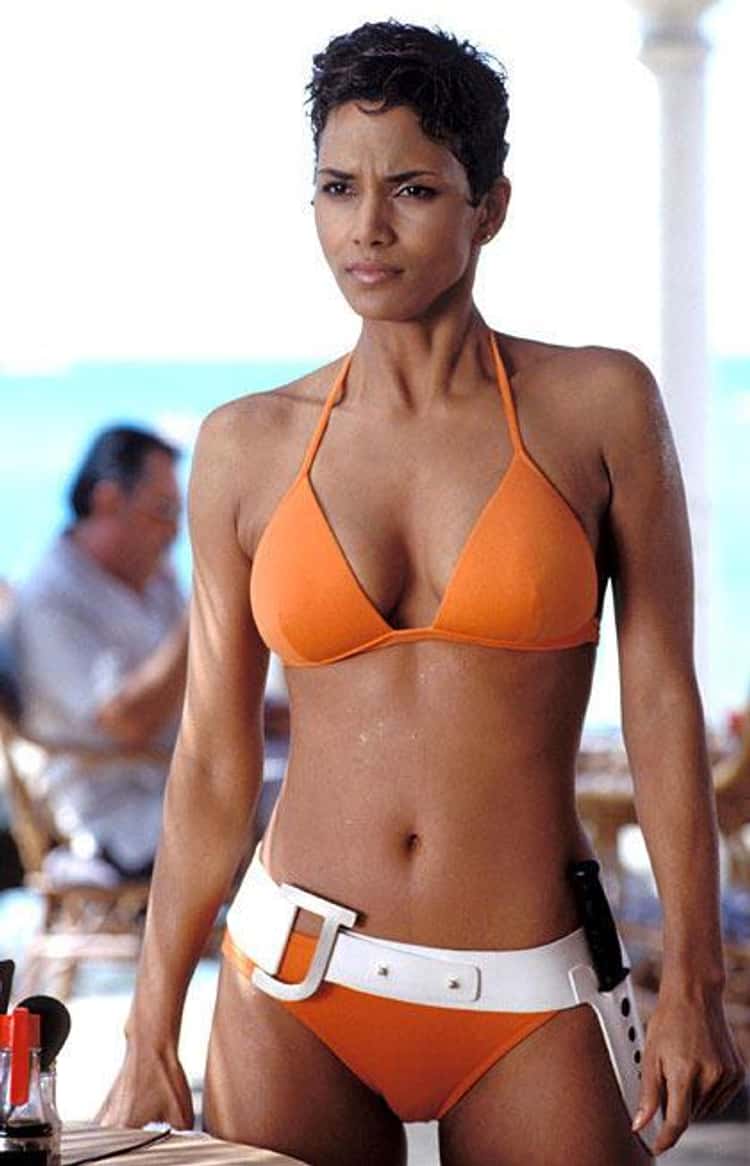 julie hagerty bikini - www.mammahealth.com.