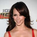 Jennifer Love Hewitt on Random Famous Women You'd Want to Have a Beer With
