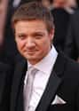 Jeremy Renner on Random Celebrities Who Have Been Publicly Mean to the Kardashians