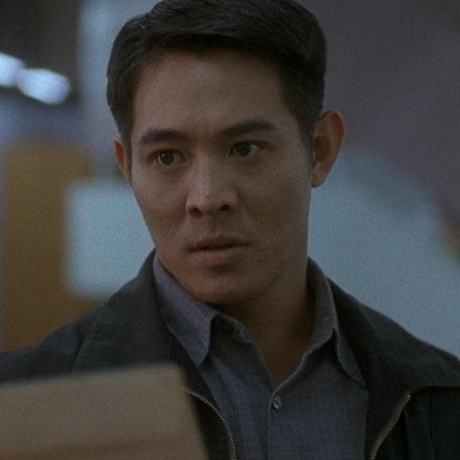 25+ Famous People Born On 4/26 | Celebrities With April 26 Birthdays