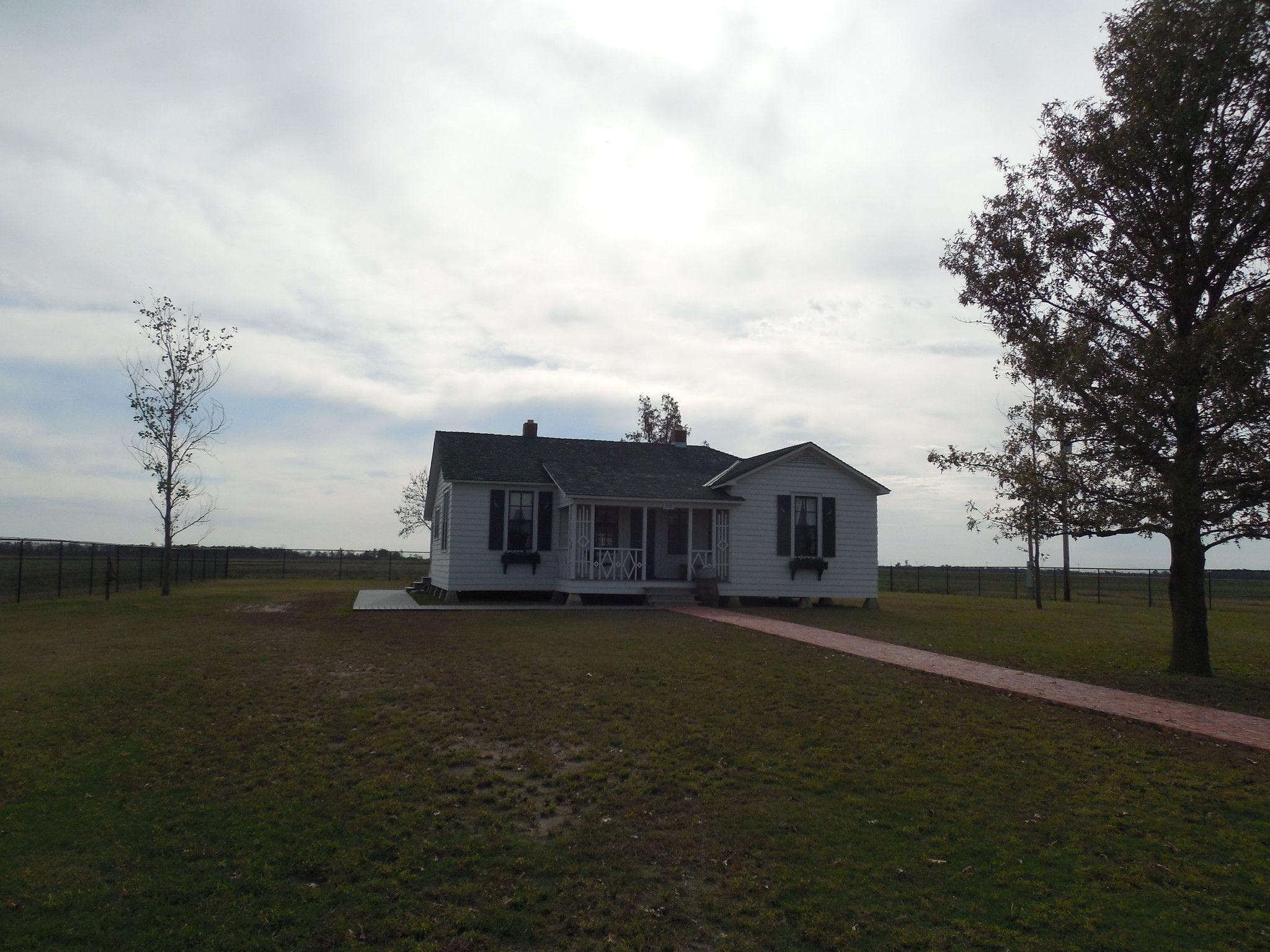 Random Childhood Homes Of Famous Musicians