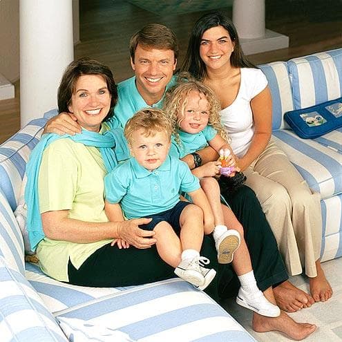 14 Family Values Politicians With Illegitimate Children   John Edwards Politicians Photo U4