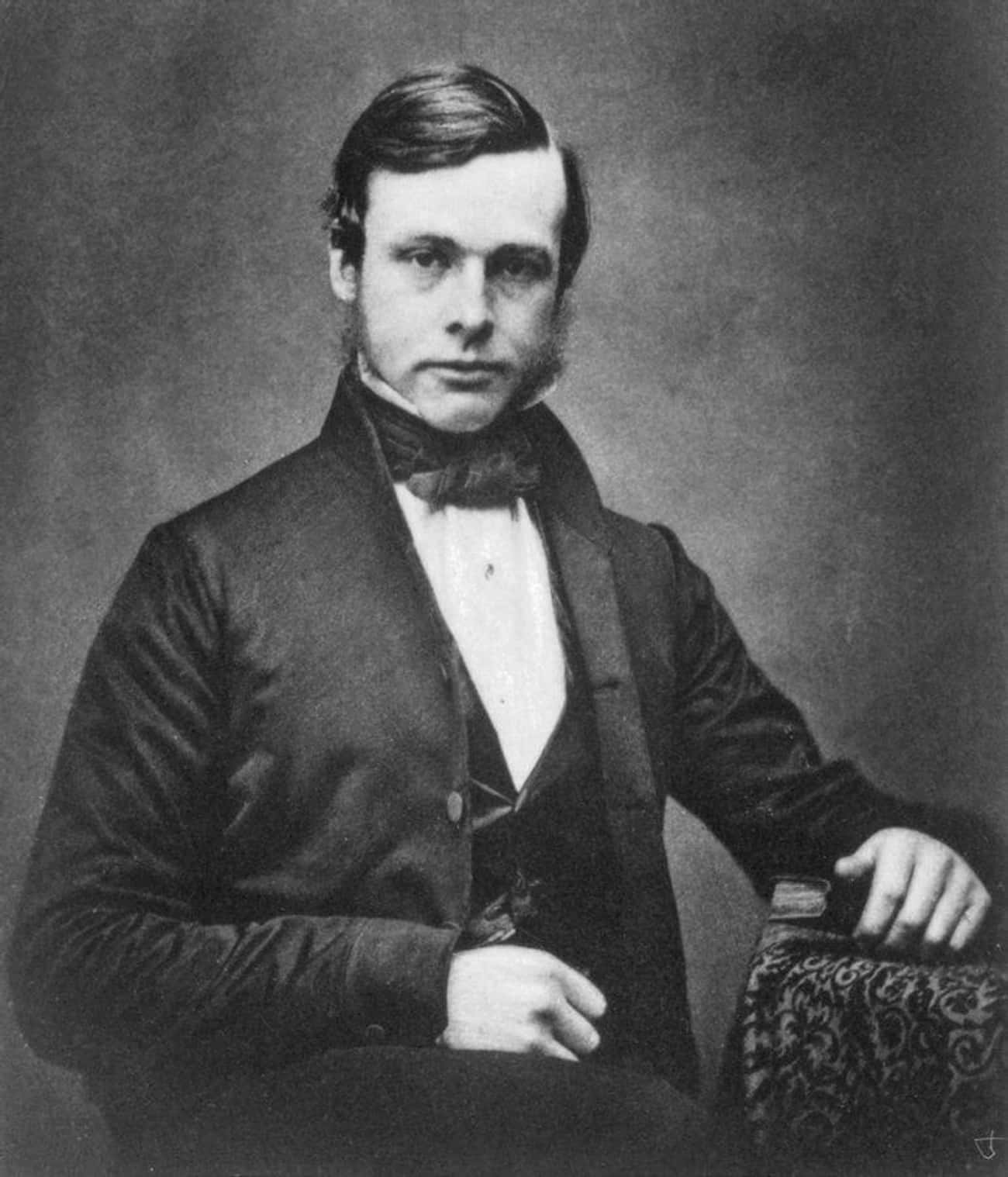 Joseph Lister Recommended That Surgical Instruments Be Sterilized Between Operations