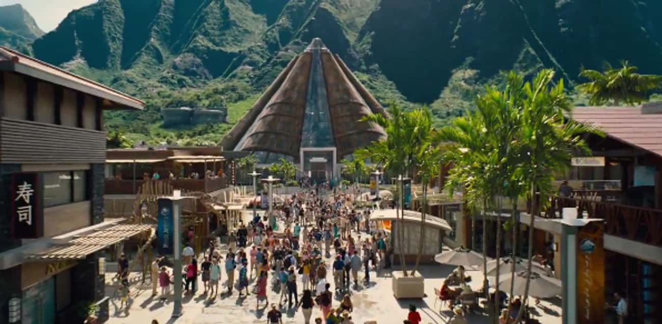 'Jurassic World' Makes The Park Look Seriously Cool