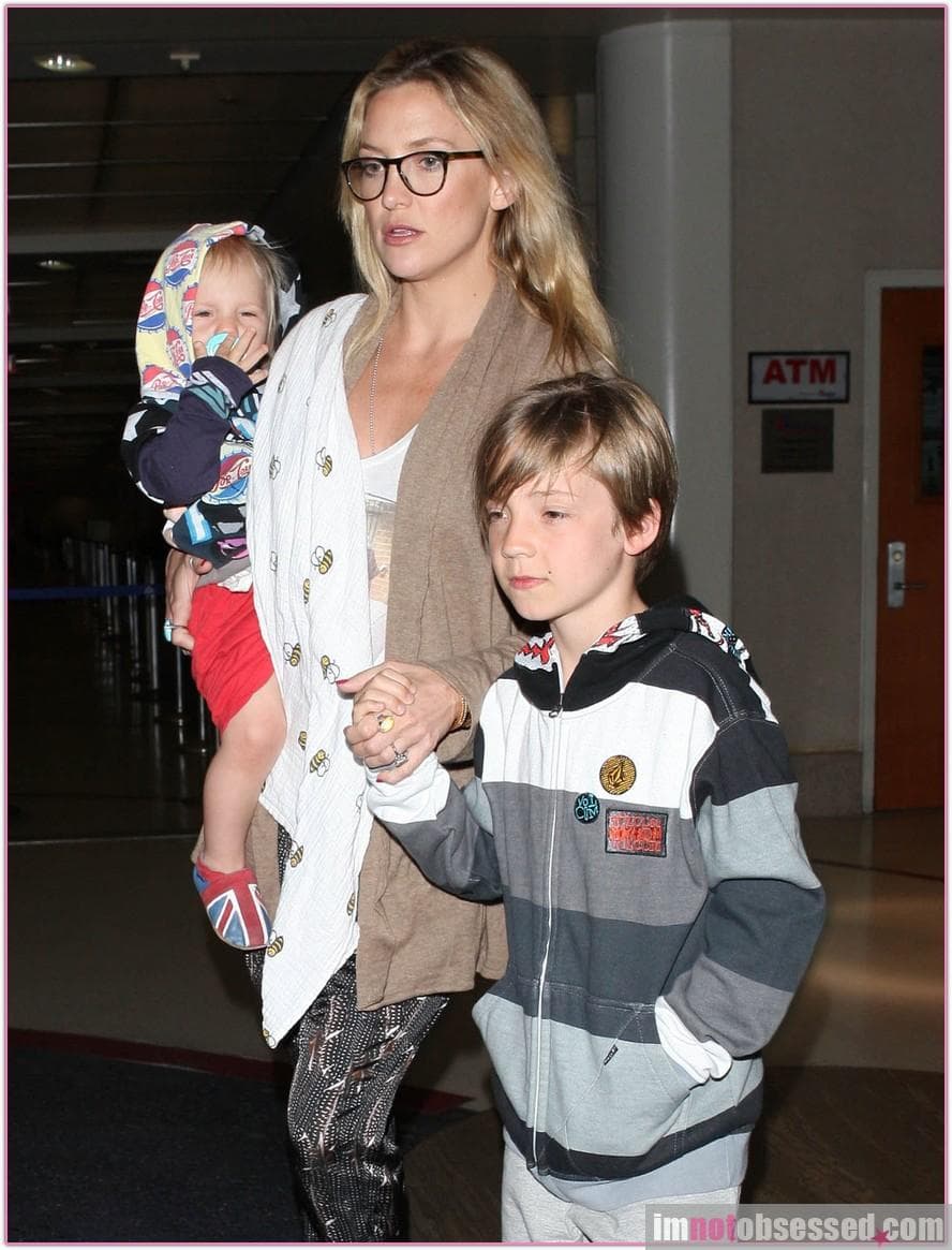Famous Women Who Only Have Sons List of Mothers of Boys