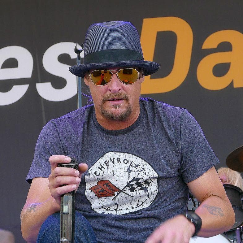 Musicians Who Have Taken Anti Lgbtq Stances Rock and roll ez a hívás nekem szól úgy vártam már, majd belehaltam kezemet kérted, sorsomat adtam jöttél és én menni akartam véled édes rock and roll. musicians who have taken anti lgbtq
