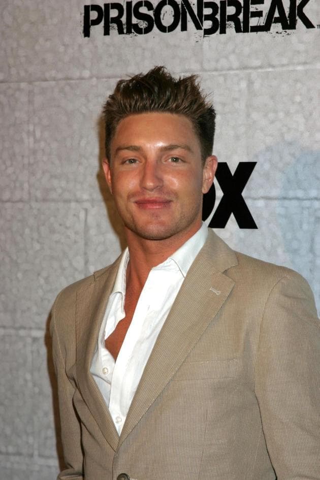 Лэйн гаррисон побег. Дэвид аполскис побег. Лэйн гаррисон. Лэйн гаррисон сейчас. Лэйн гаррисон актер.