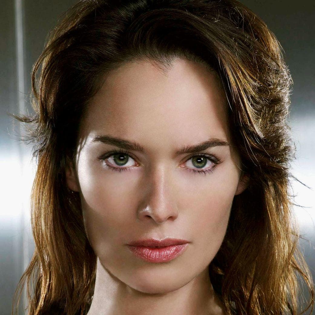 Random Female Celebrity | Best Random Tools
