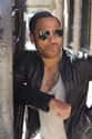 Lenny Kravitz on Random Hottest Male Singers