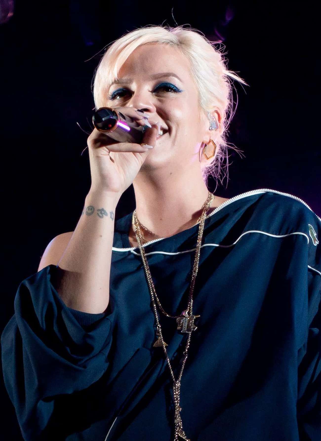 Lily Allen Quips That She 'Literally Deserves Nothing'