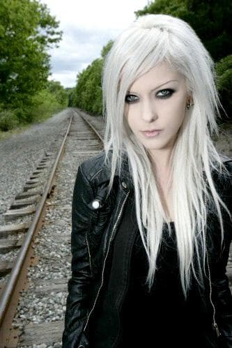 [Image: lisa-marx-recording-artists-and-groups-p...crop=faces]