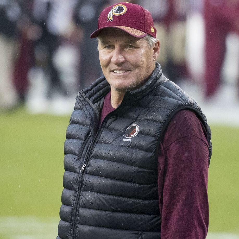 The Best Athletes Who Wore Number 11, Ranked By Fans