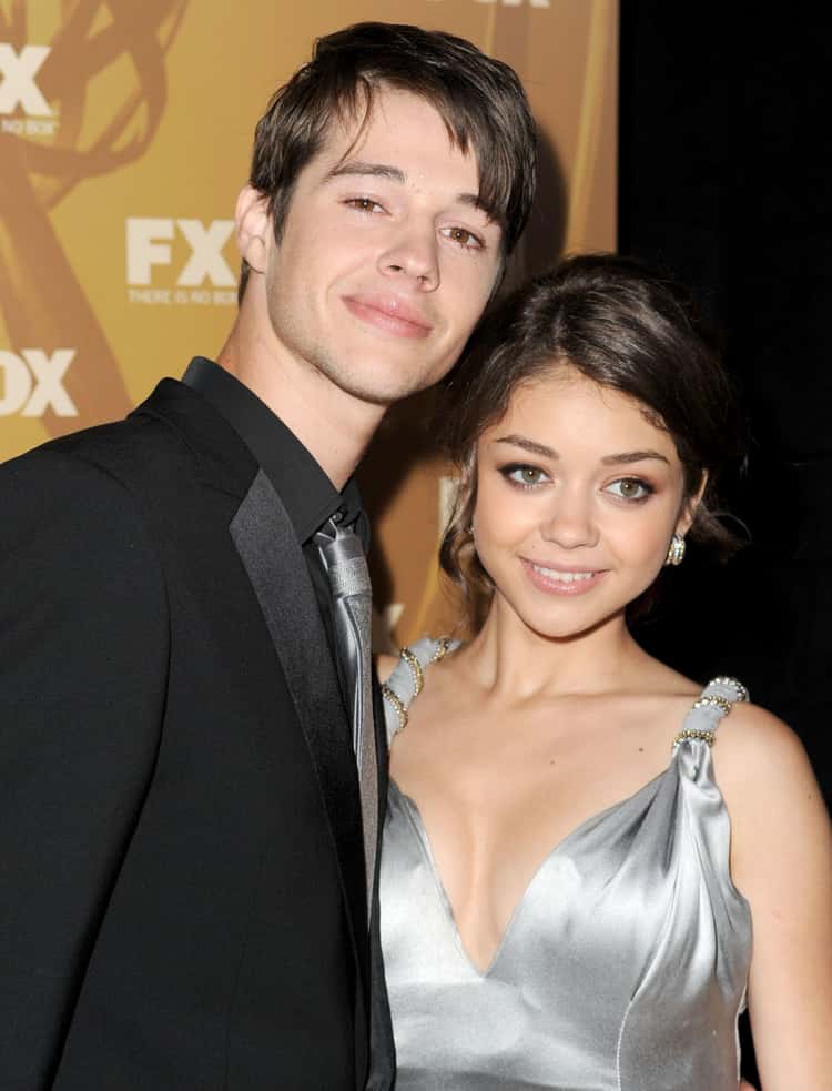 Dating sarah hyland Who Is