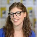 age 43   Mayim Hoya Bialik is an American actress and neuroscientist. From early January 1991 to May 1995, she played the title character of NBC's Blossom. Since May 2010, she has played Dr.