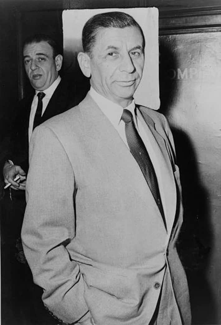9 Bizarre Stories About Famous Gangsters 9 Bizarre Stories About Famous Gangsters