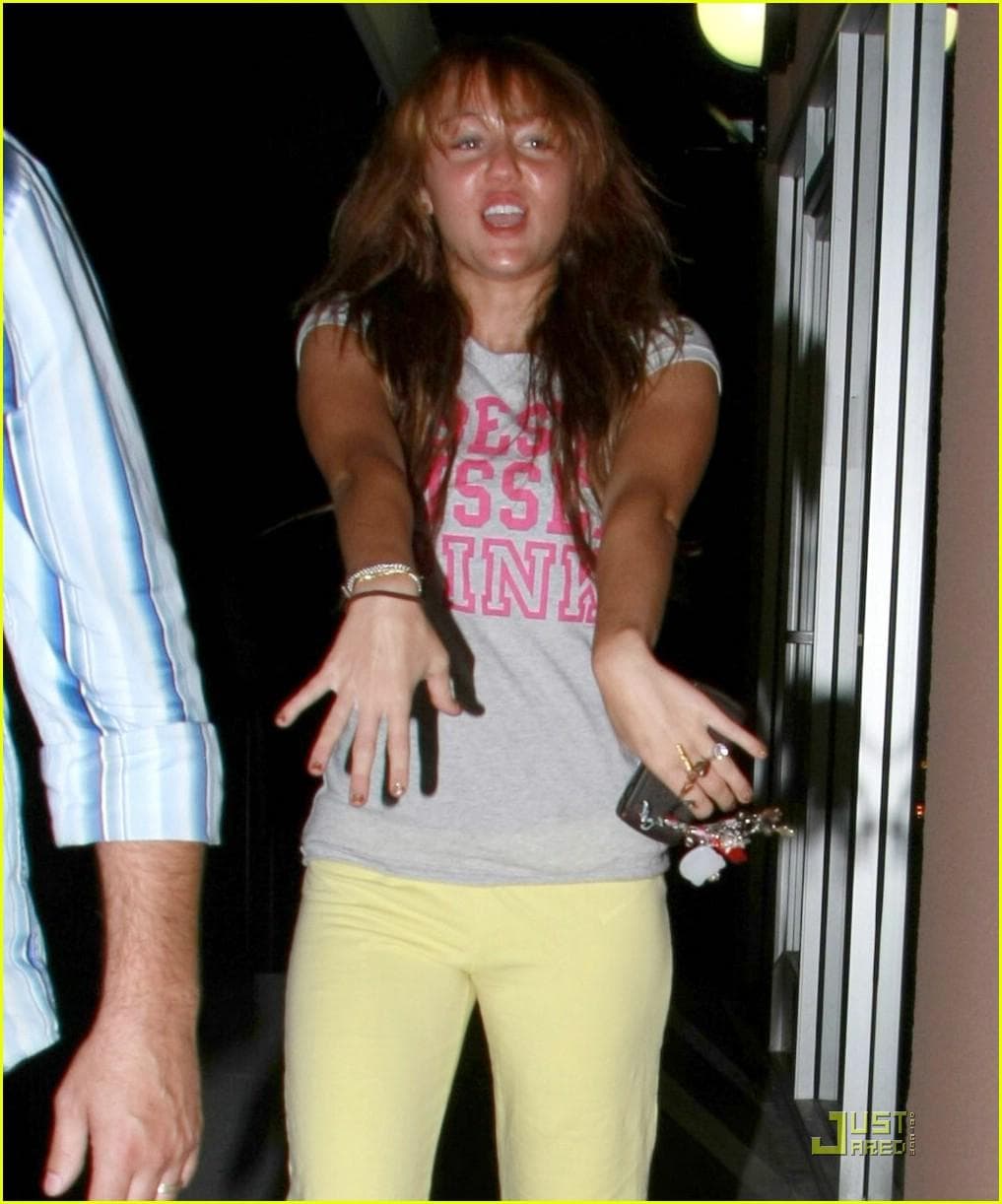 Celebrities Who Spray Tan List of Famous People Who Have Spray Tans