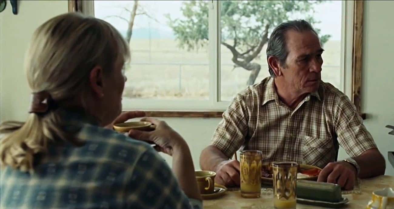 'No Country for Old Men' Doesn't Give Us The Expected Showdown And Ends With An Existential Monologue