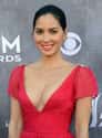age 38   Lisa Olivia Munn is an American actress, model, television personality and author.