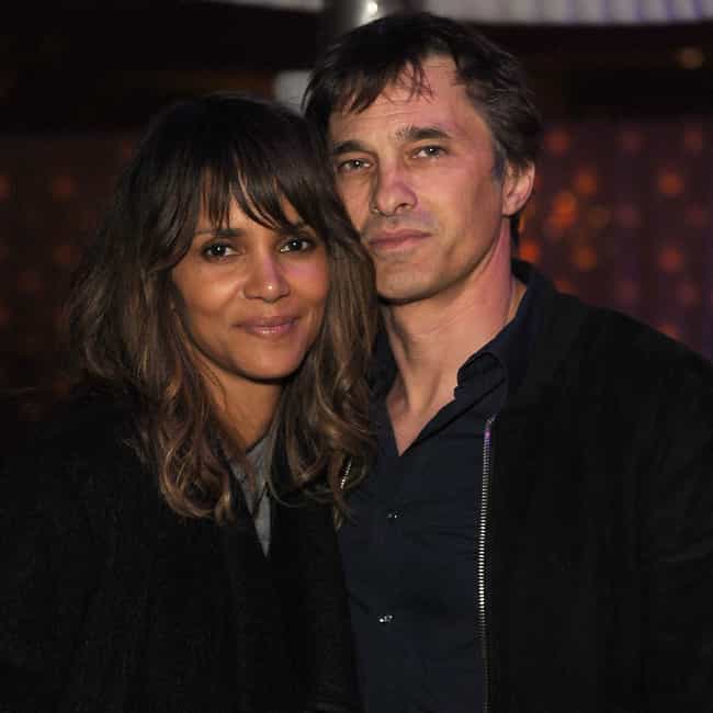 Who dating halle berry