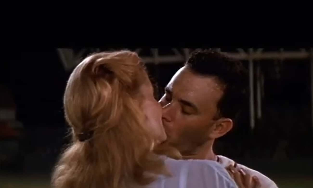Penny Marshall Cut A Scene Of Jimmy And Dottie Kissing Because Everyone Thought It Undermined Dottie's Character