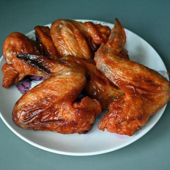 Chicken Wing Eating Contest