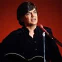 Phil Everly was a member of the musical group The Everly Brothers.