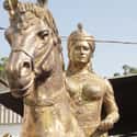 Rudrama Devi on Random Coolest Statues And Monuments Dedicated To Female Warriors