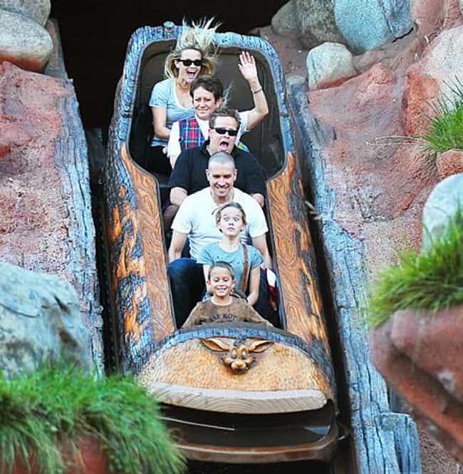 Celebrities on Splash Mountain | Pictures of Famous People Riding