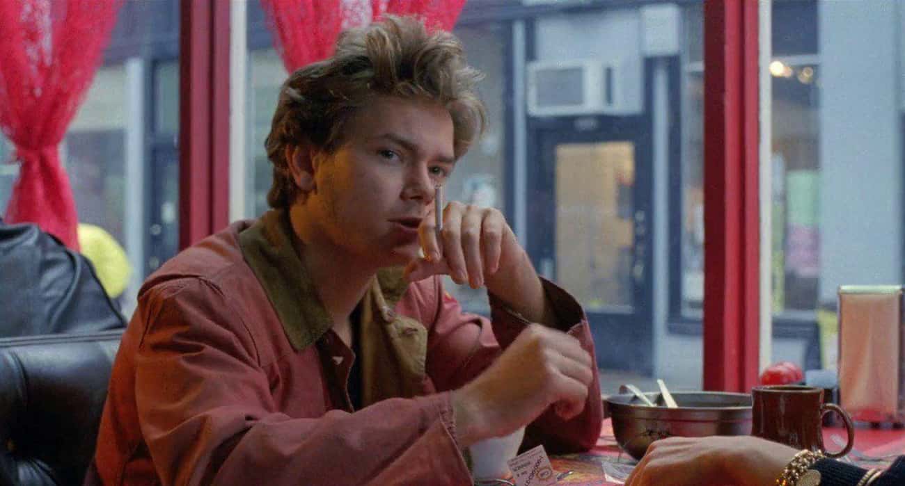 River Phoenix Tragically Overdosed Outside Of The Viper Room