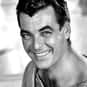 Dec. at 77 (1922-1999)   Rory Calhoun was an American film and television actor, screenwriter and producer.