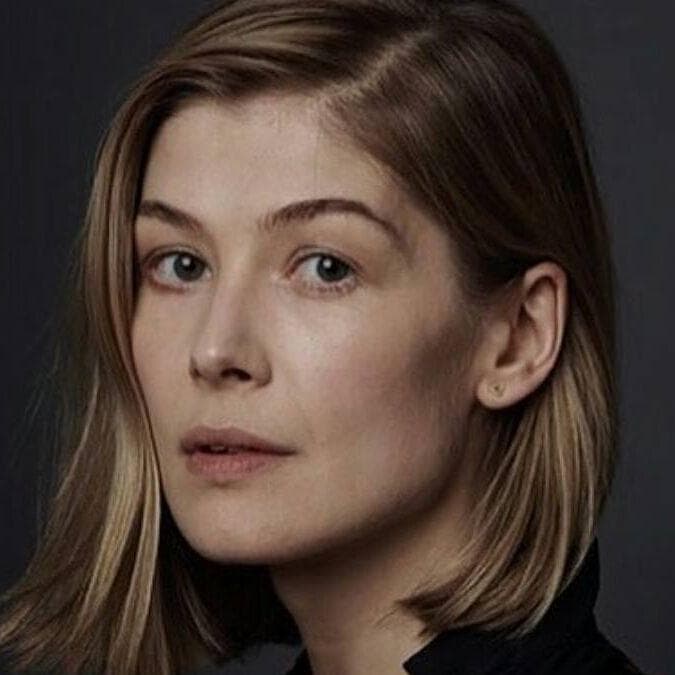 Random Female Celebrity | Best Random Tools